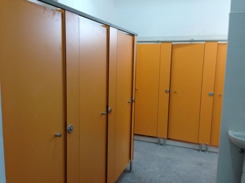 Vestuarios y aseos fenólicos Vestuarios y aseos fenólicos